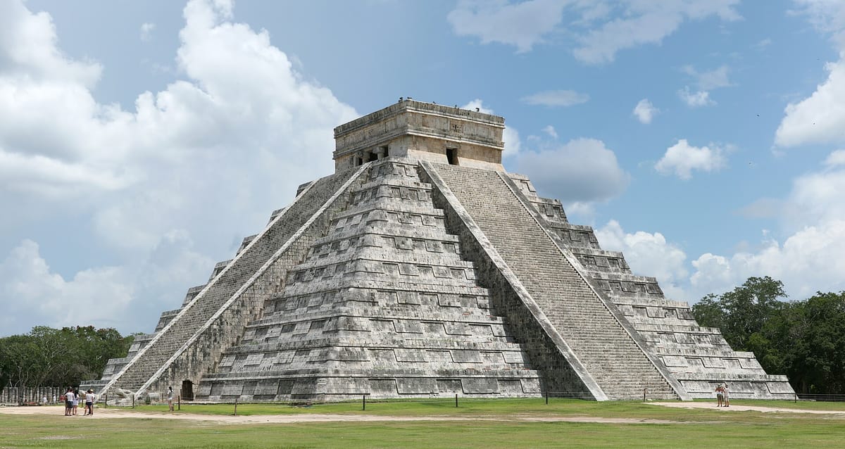 El Castillo (Temple of Kukulcán), Chichén Itzá
