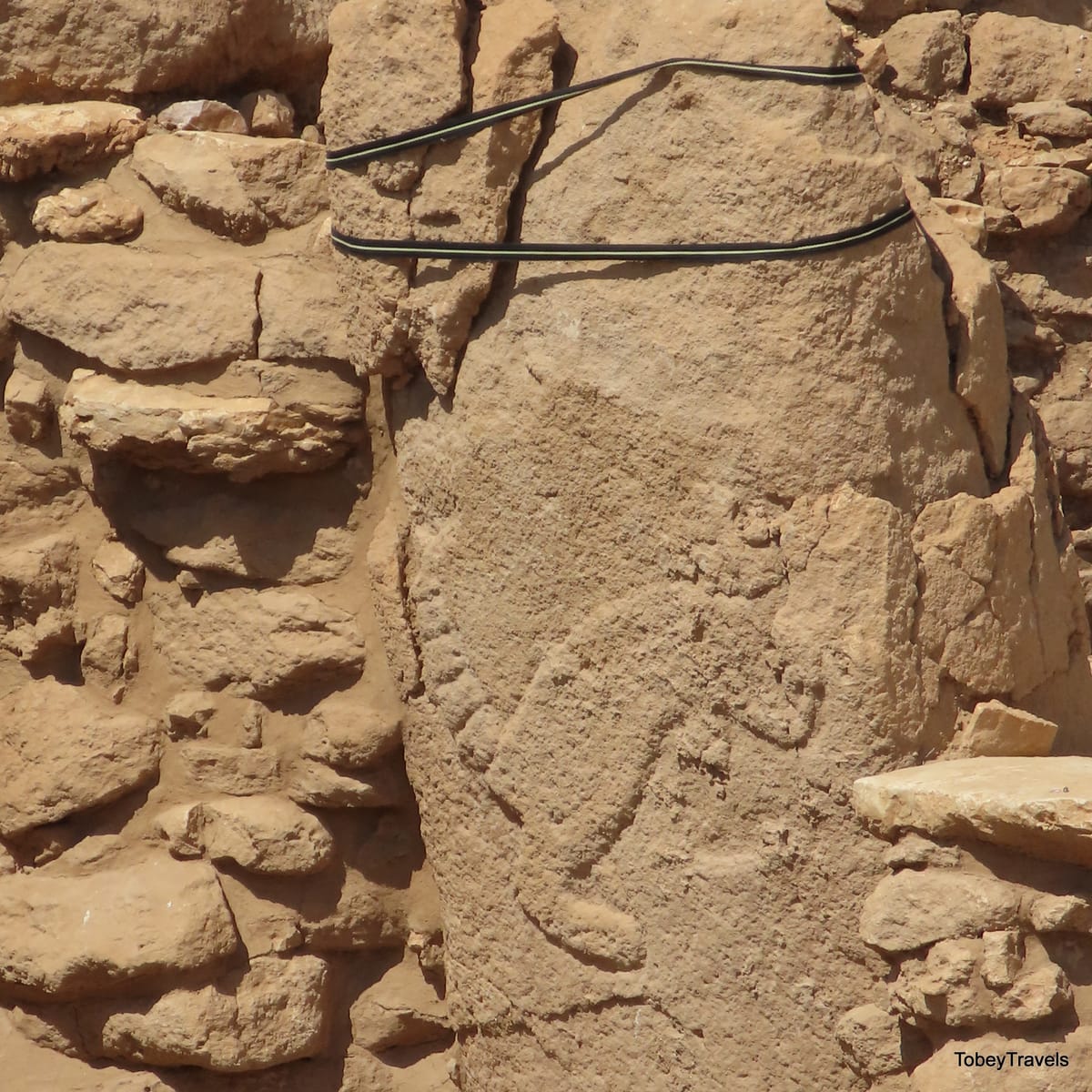Detail of a relief carving on a pillar in Structure AD at Karahan Tepe.