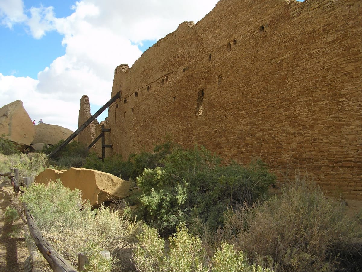 The back wall of Pueblo Bonito, still standing four to five stories high after nearly a thousand years.